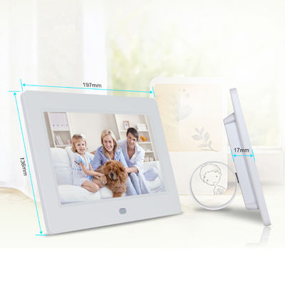 Multi bahasa 7 Inch LCD Digital Photo Frame 250cdm2 Dengan Slideshow Otomatis
